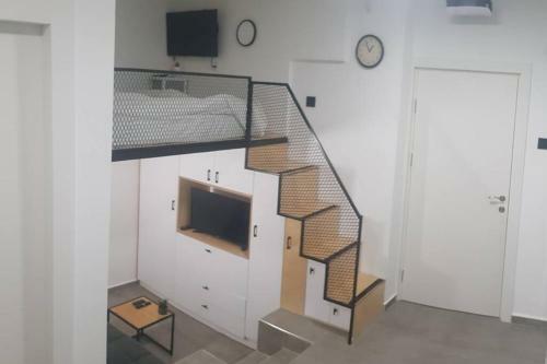 Centrally-located Quiet Cozy Loft Apartment