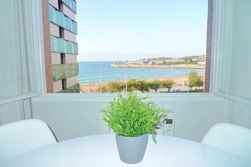 Apartamento 116a - 6 Personas En Plena Playa de Gij�n