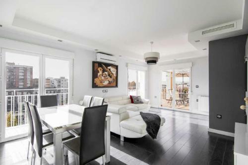 Apartamento �tico Las Arenas