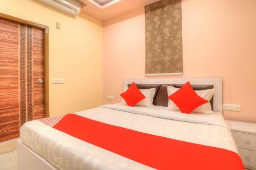 Oyo 67351 Hotel Deep Plaza