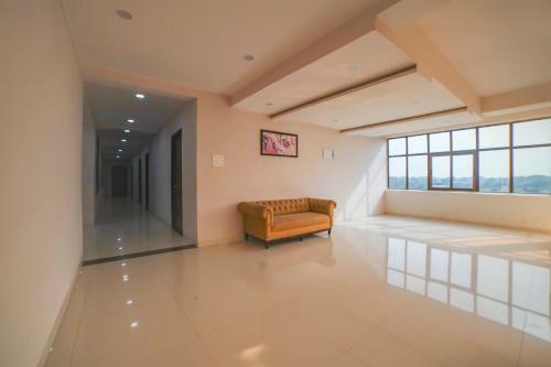 Townhouse Oak Hotel Gaurav Pride