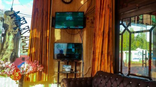 Al Jazeera Hotel
