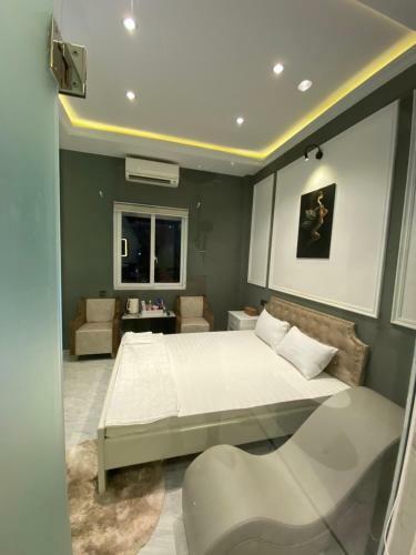 Hotel Kh�ch S?n Ph??c H?ng 1