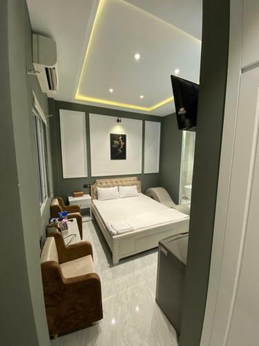 Hotel Kh�ch S?n Ph??c H?ng 1
