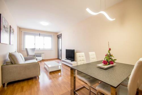 Apartamento Enjoygranada Emir 3a - Piscina, Gym & Parking