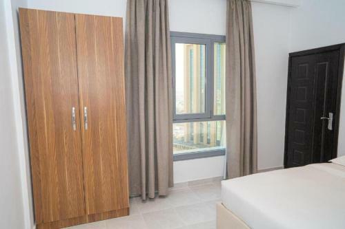 Atlantis Suites Hotel