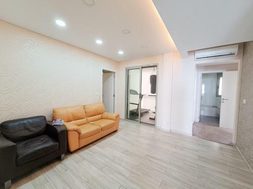 Sea & Sky Apartment 275 M2 Dbaye