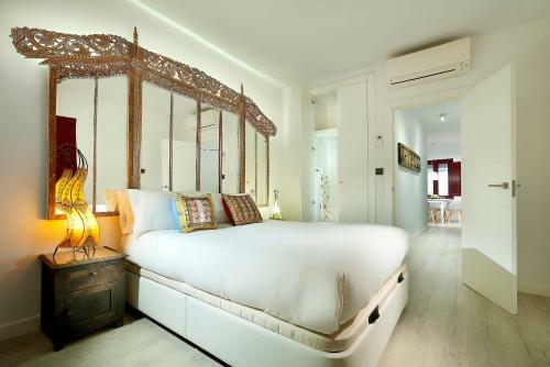 Art Chapiz Apartments