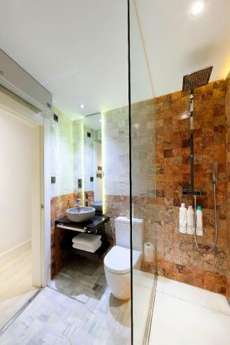 Art Chapiz Apartments