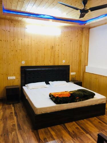 Hotel Rai Kuteer And Cottages