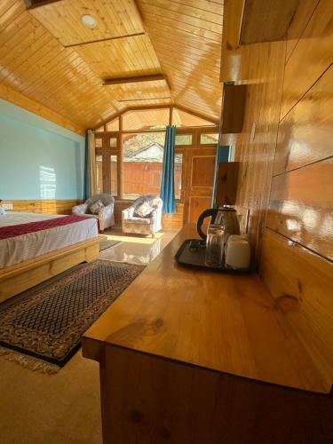 The Sunny Daze Villa