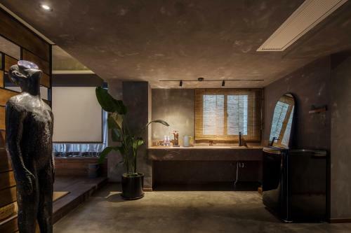 Bodhisattva Guest House