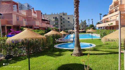 Apartamento Salobre�a - Primera L�nea de Playa Junto Al Paseo Mar�timo