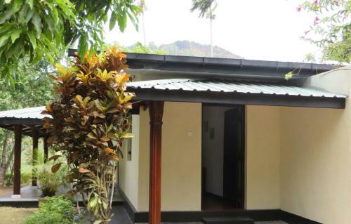 Rukmal Holiday Home