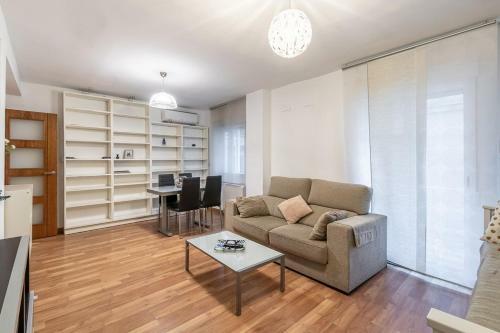 Tuguest Casta�eda Apartment