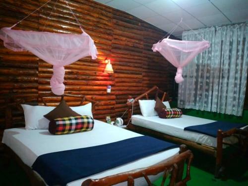 Bed & Breakfast Wooden Cottage