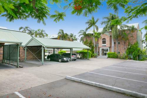 Aparthotel Toowong Villas