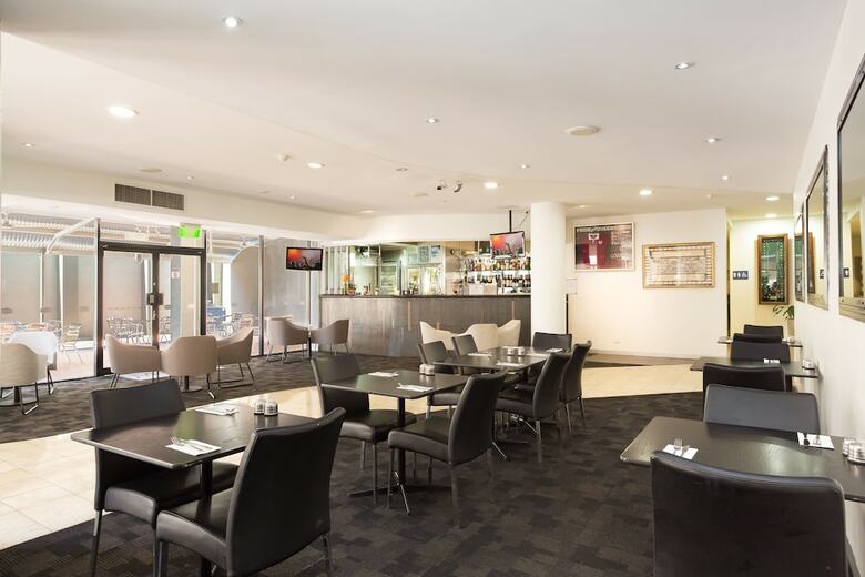 Riverside Hotel South Bank