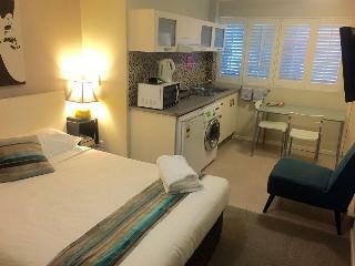 Aparthotel Brisbane Street Studios