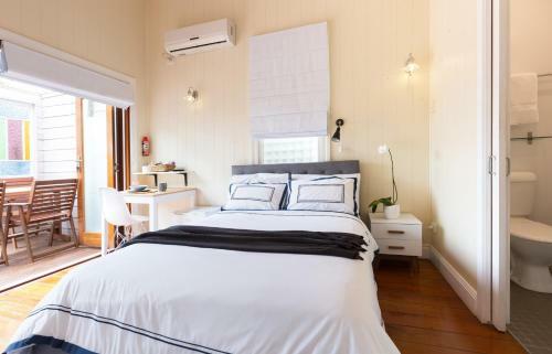 Kirkland House Bed & Breakfast