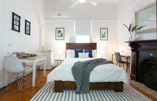 Kirkland House Bed & Breakfast
