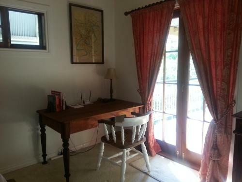 Hostal Grove Manor