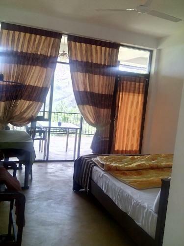 Hostal Ella Point Valley