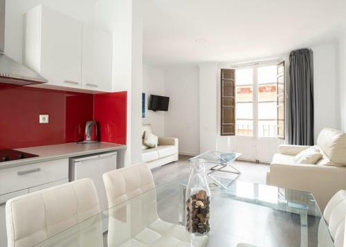 Apartamentos �ptima Palacete De La Alhambra Parking