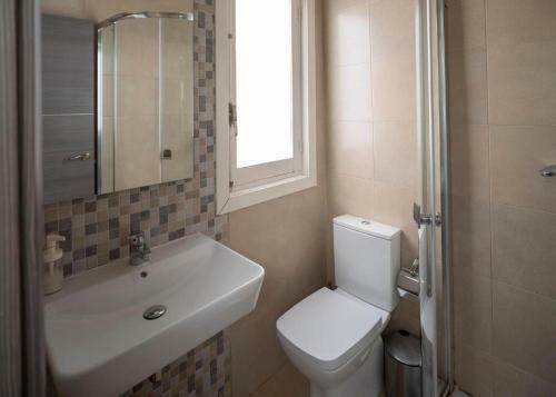 Apartamentos �ptima Palacete De La Alhambra Parking