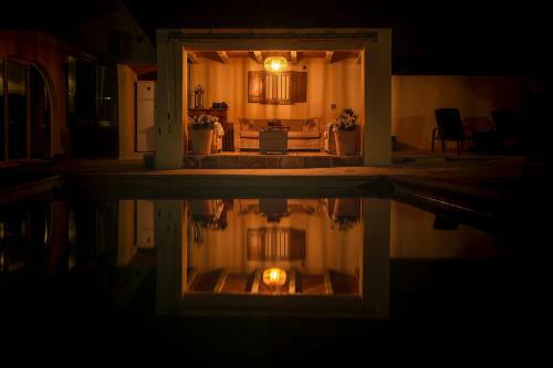 Bed & Breakfast Casa De La Pi�a
