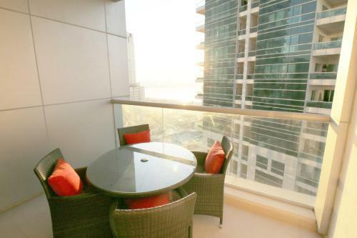 Apartamento R&h-3br, Marina, Stunning Sea Views