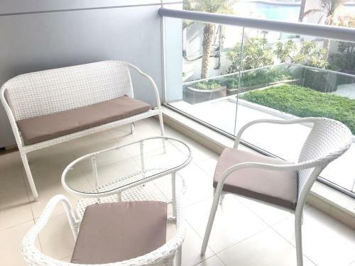 Apartamento R&h- 1br, Marina, Spacious, Beach, Biz-ready