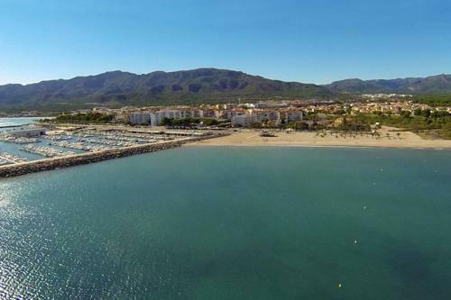Refugi De Mar With Private Swimming Pool And Free Wifi