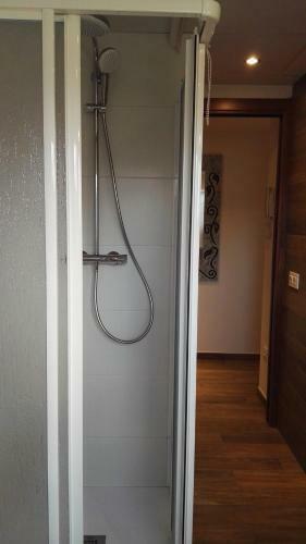 Apartamento Con Terraza, Vistas Playa Y Monta�a