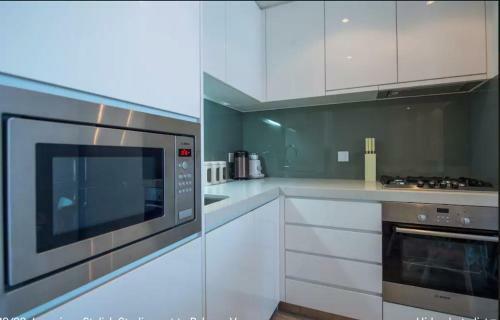 Mayfair Serviced Apartment - D1 Tower