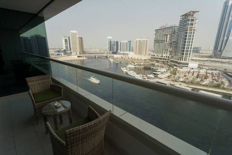 Apartamento Al Ashrafia Holiday Homes- Waterfront Downtown