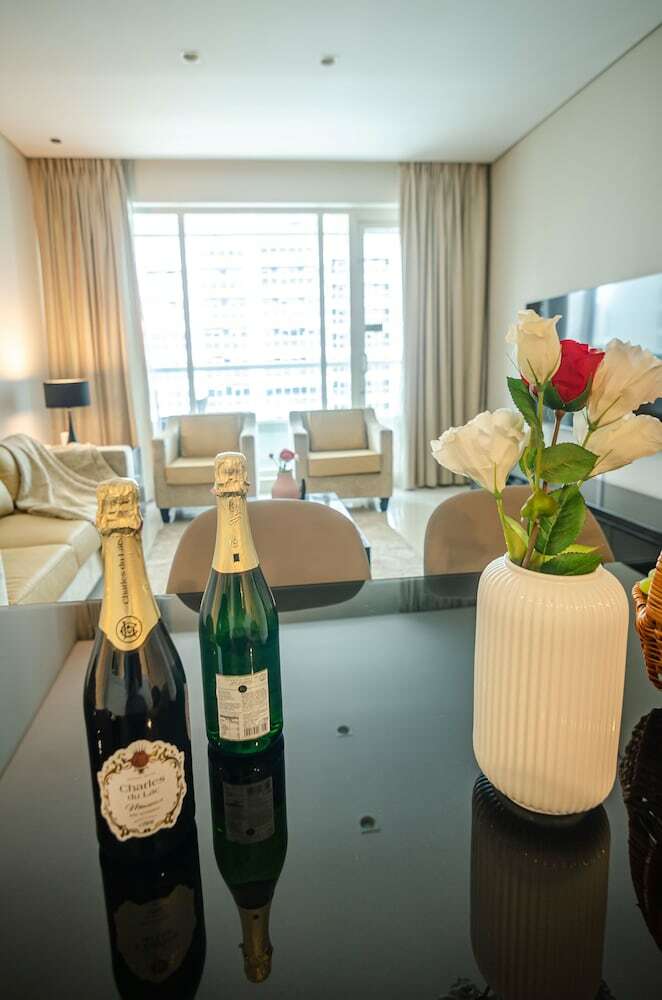 Apartamento Al Ashrafia Holiday Homes- Waterfront Downtown