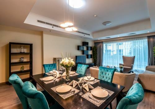 Peaks Apartments Dubai Marina