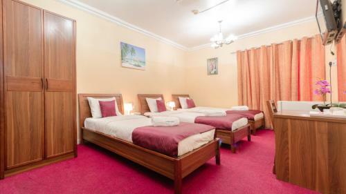 Al Karnak Hotel