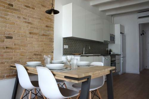 Barcelona Industrial Style Apartment