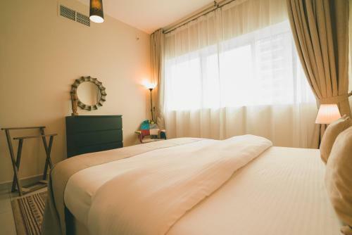 AC Pearl Holiday - Marina View 2 Bedroom Apartment