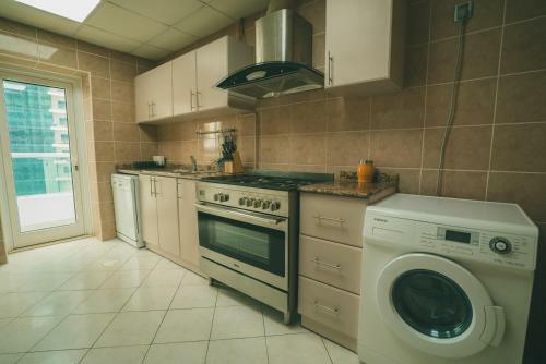 AC Pearl Holiday - Marina View 2 Bedroom Apartment