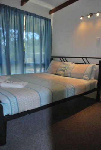 Albergue Colonial Village & Tours