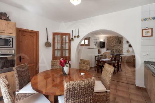 Can Teo - Villa In Ibiza