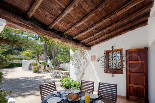 Can Teo - Villa In Ibiza