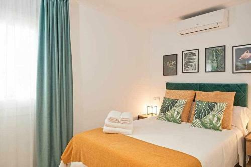 New Y Cute B�vedas Playa Den Bossa