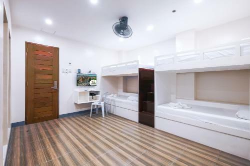 Hotel Fb Dormitel Suites