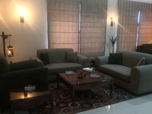 Orient House Hotel Suites & Apartments