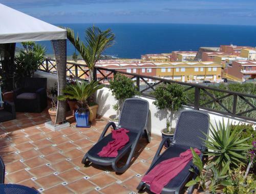 Apartamento Rustic Holiday Home With Balcony And Sea View