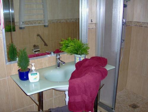 Apartamento G�nstige Ferienwohnung Zur Stra�e